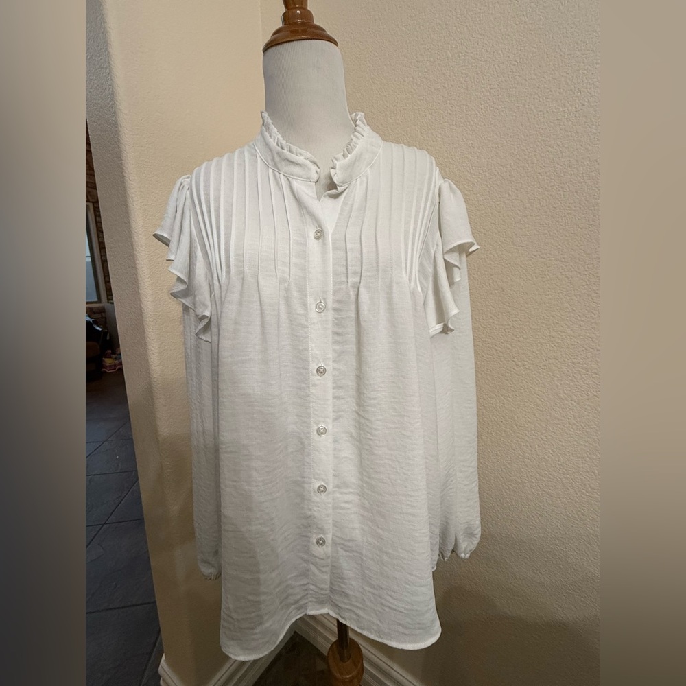 Alex Marie Veronique White Ruffle Blouse Size L Pleated Button Down Top Boho